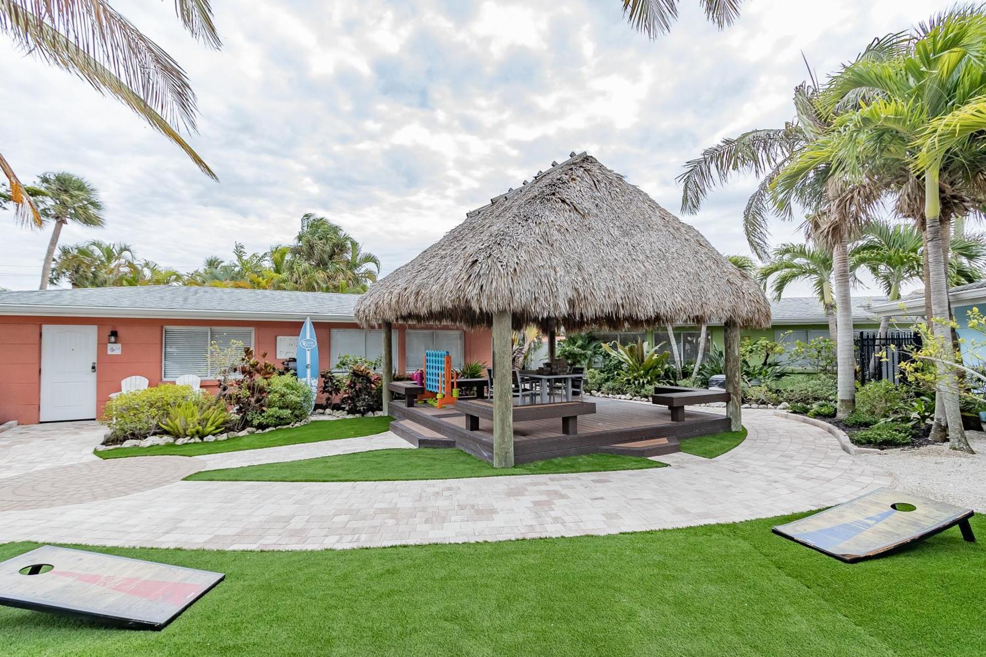 Siesta Key Beachside Villas Sarasota Exterior photo