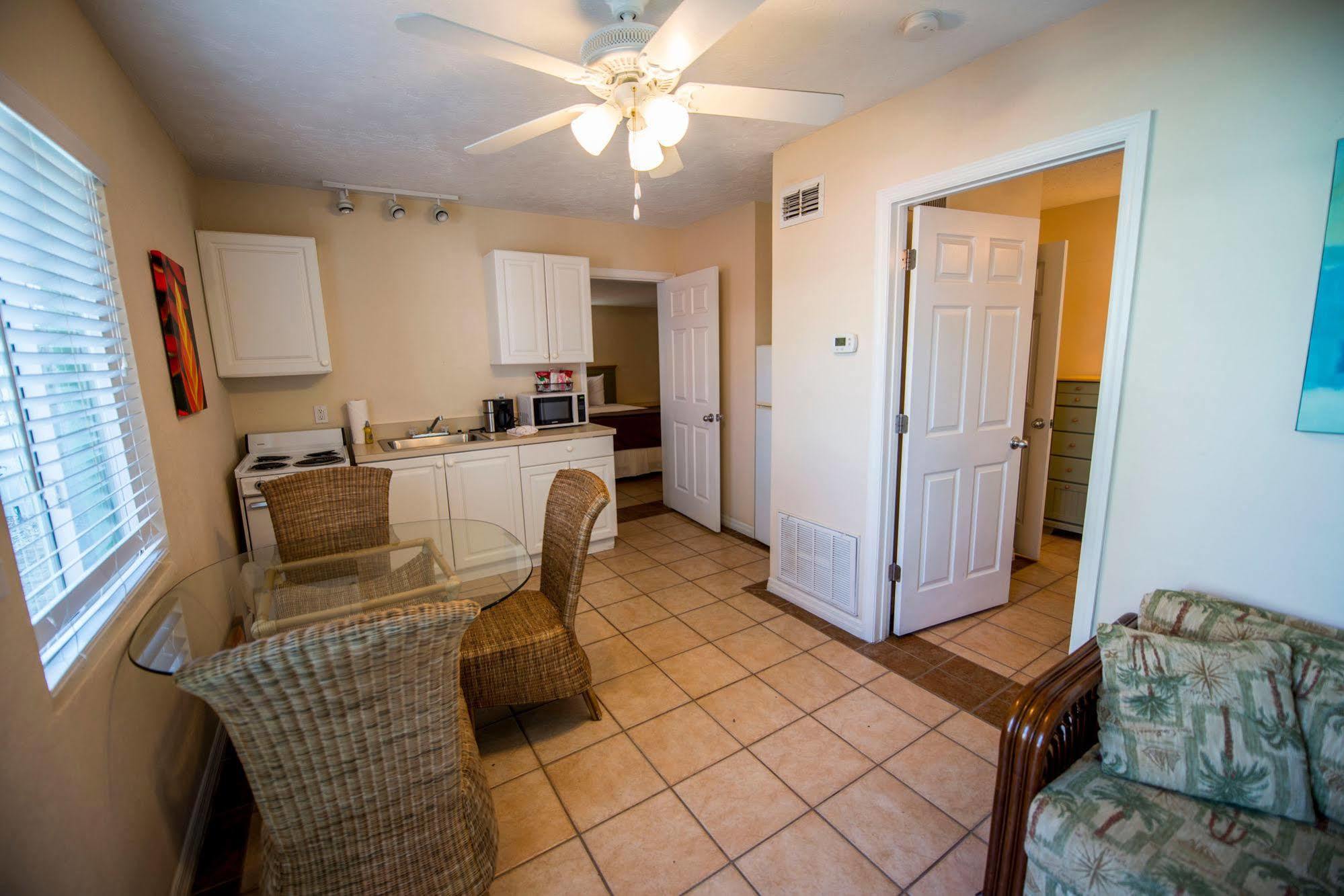 Siesta Key Beachside Villas Sarasota Exterior photo
